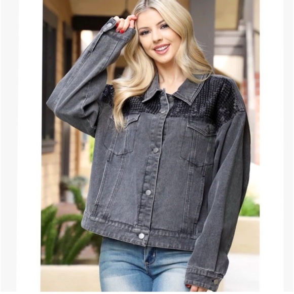 Le Lis Jackets & Blazers - NWT LE LIS • Black Sequin denim jacket